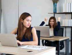 4 Cara Menghilangkan Rasa Iri dan Dengki 