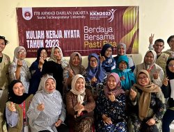 Mahasiswa KKN ITB Ahmad Dahlan Dorong Perkembangan UMKM Desa Kalisuren