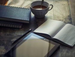 Ingin Menjadi Penulis Hebat? Perbanyaklah Membaca