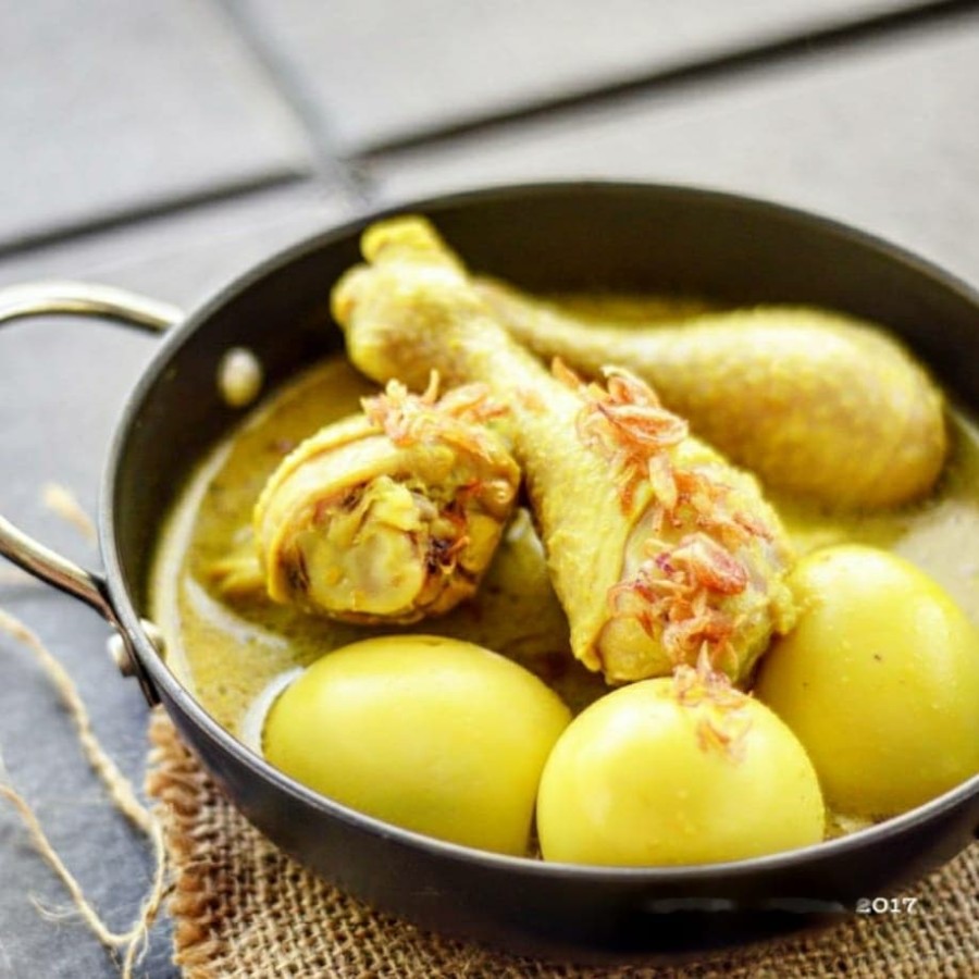 Foto: Opor Komplit (tokopedia.com/censtoreid)