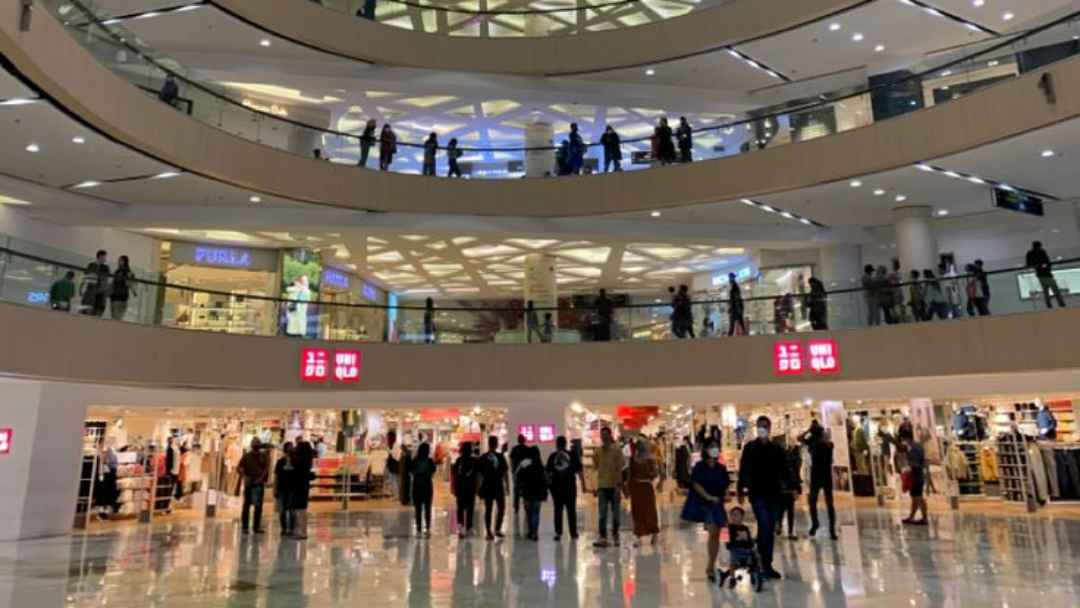 Jalan-jalan ke mal (foto: pinterest.com)