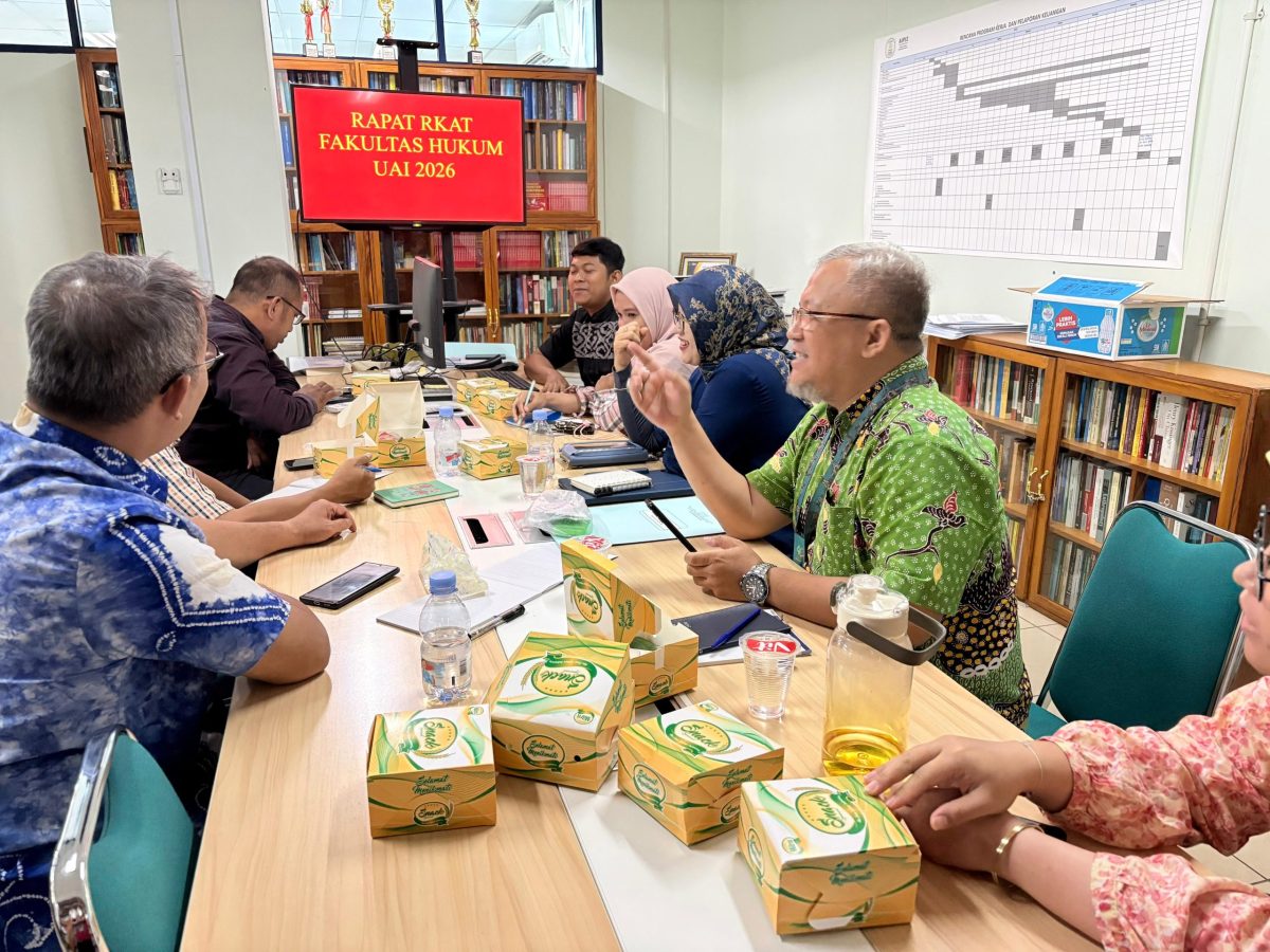 RAPAT KERJA & ANGGARAN FAKULTAS HUKUM UAI