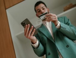 Tanda Kamu Belum Mencapai Kecerdasan Finansial!