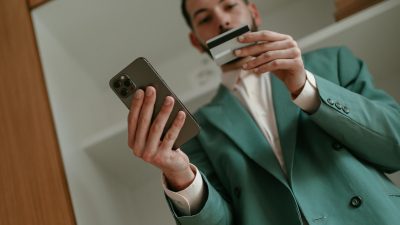 Jika Kamu Masih Menghabiskan Uang untuk Ini, Kamu Belum Cerdas Finansial