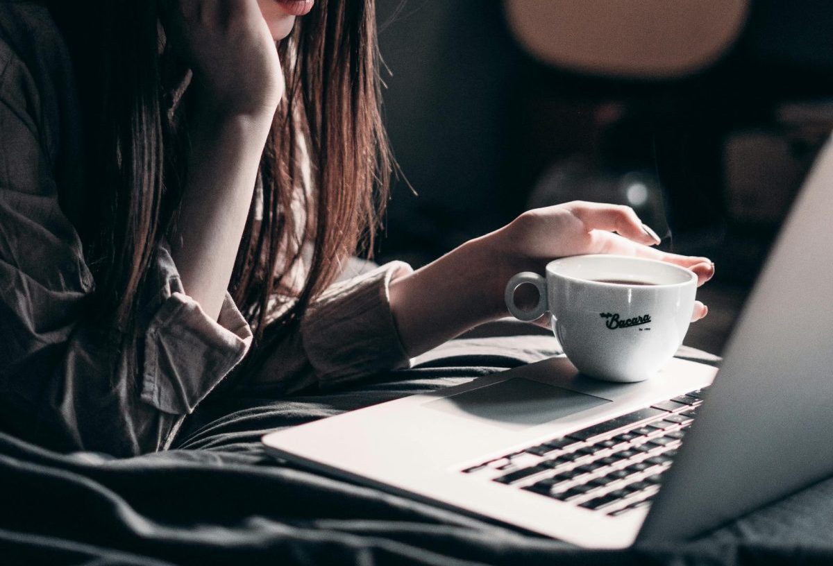 Kerja Bukan Passion? Ini Cara Tetap Bahagia Tanpa Terjebak Shadow Career