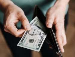 Seni Berhemat Model Baru: Apa Itu Loud Budgeting?