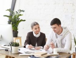 Financial Glow Up: Cara Anak Muda Mengatur Uang dan Bangun Aset